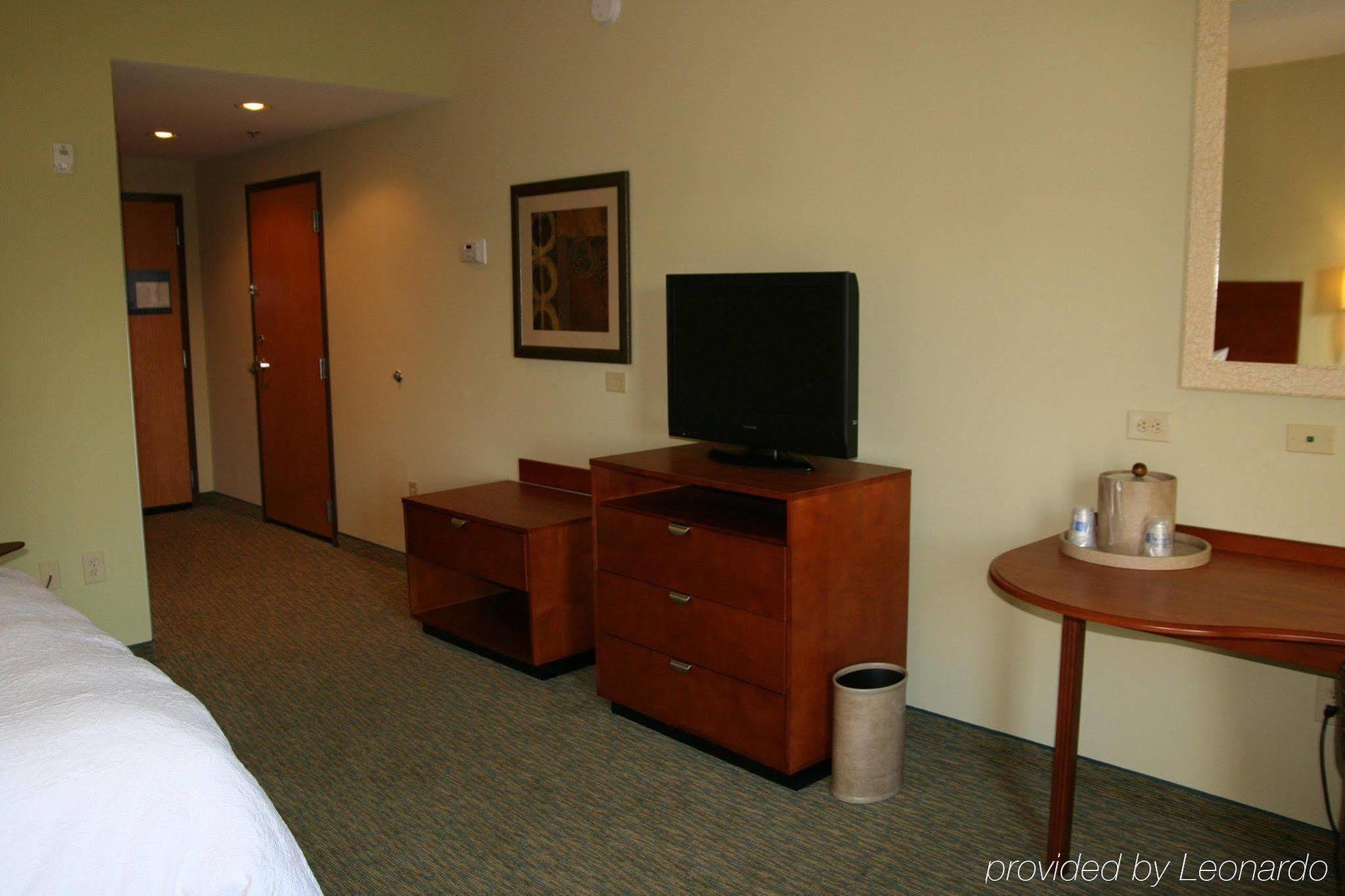 Hampton Inn & Suites Birmingham Airport Area Irondale Zimmer foto